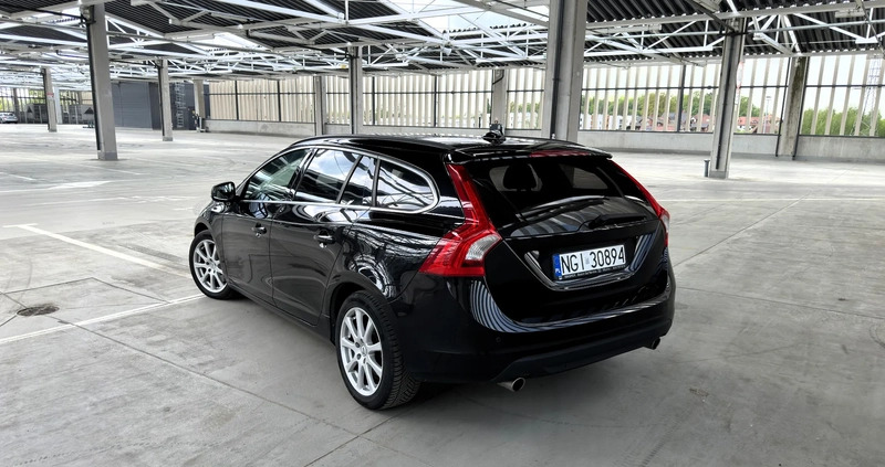 Volvo V60 cena 34900 przebieg: 262000, rok produkcji 2011 z Olsztyn małe 781